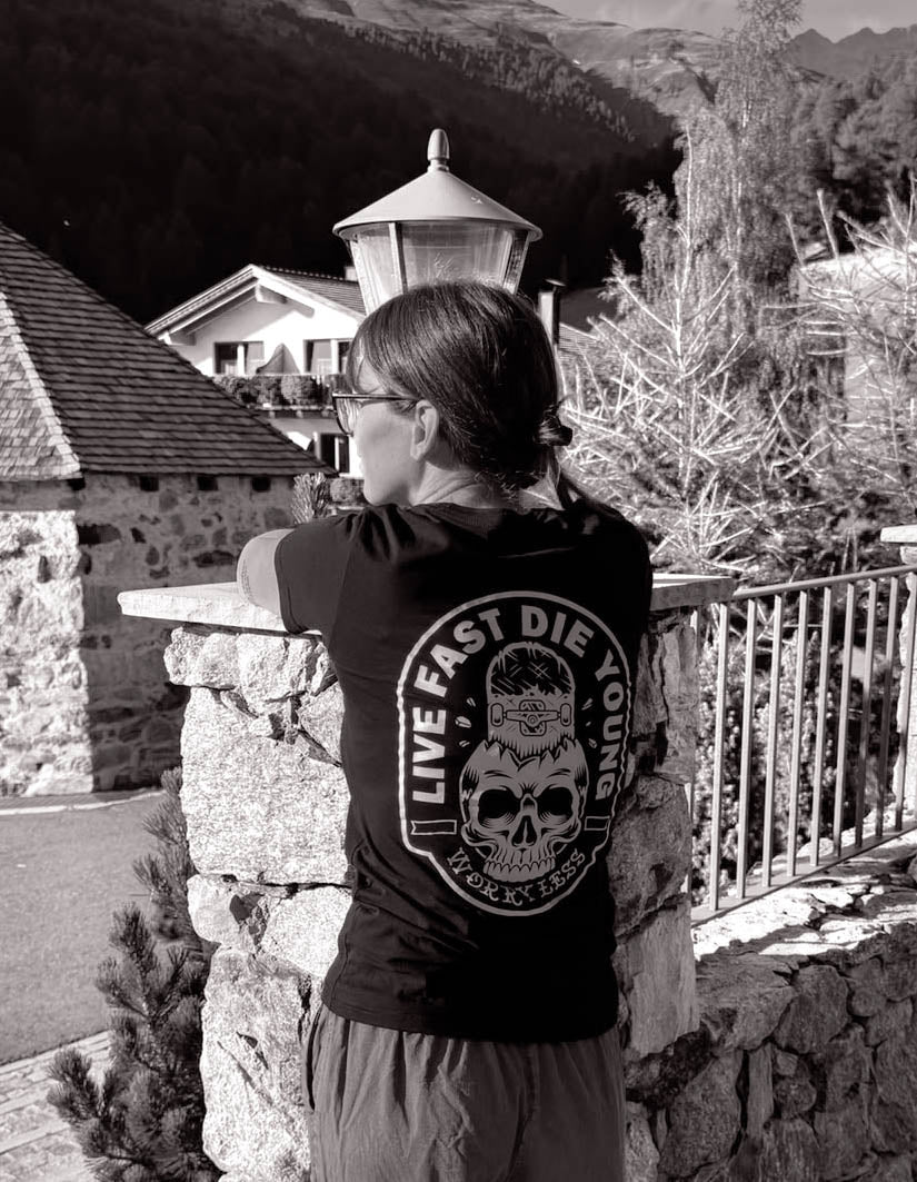 WORRY LESS LIVE FAST DIE YOUNG
